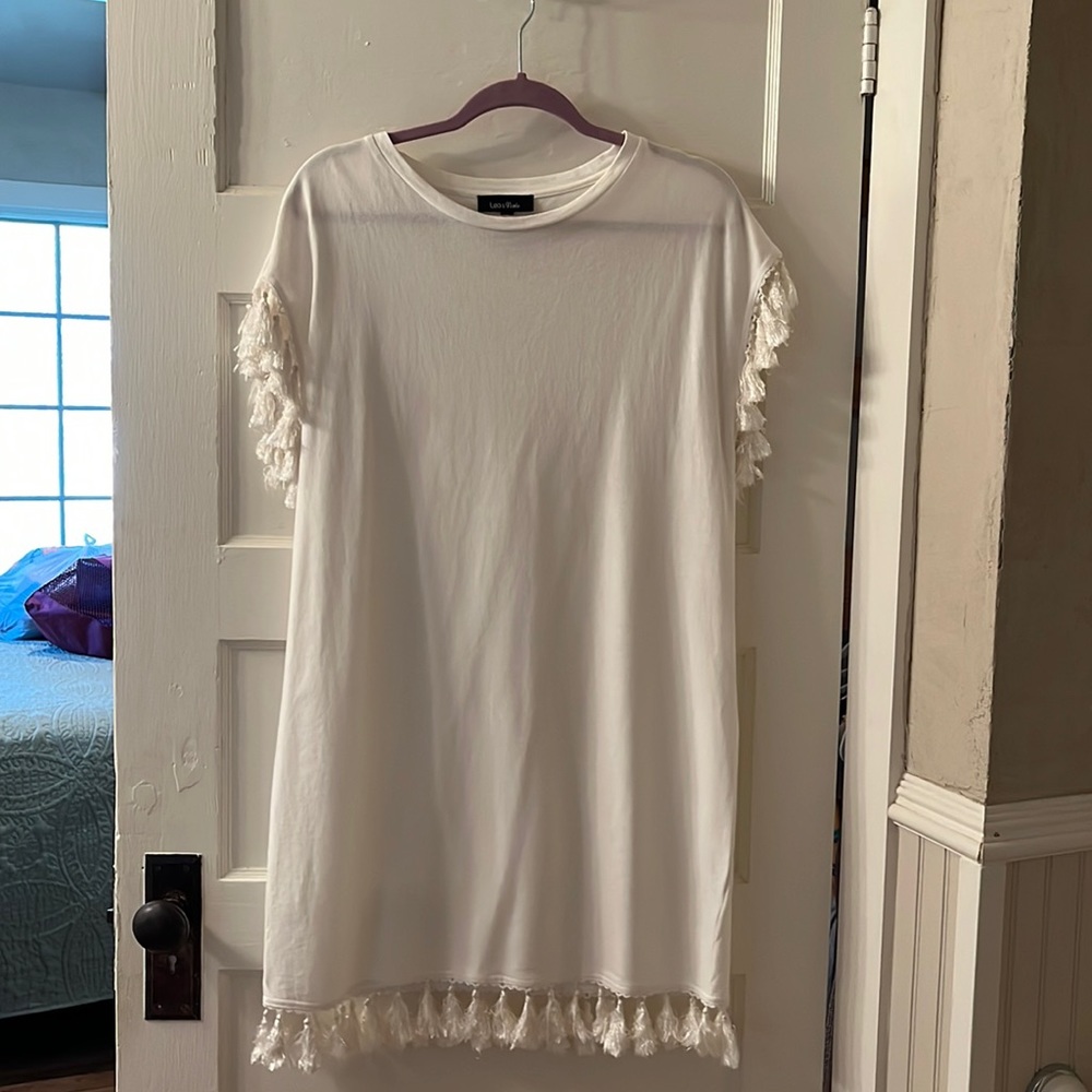 Lea & Viola White T-shirt Dress with Tassel Detail